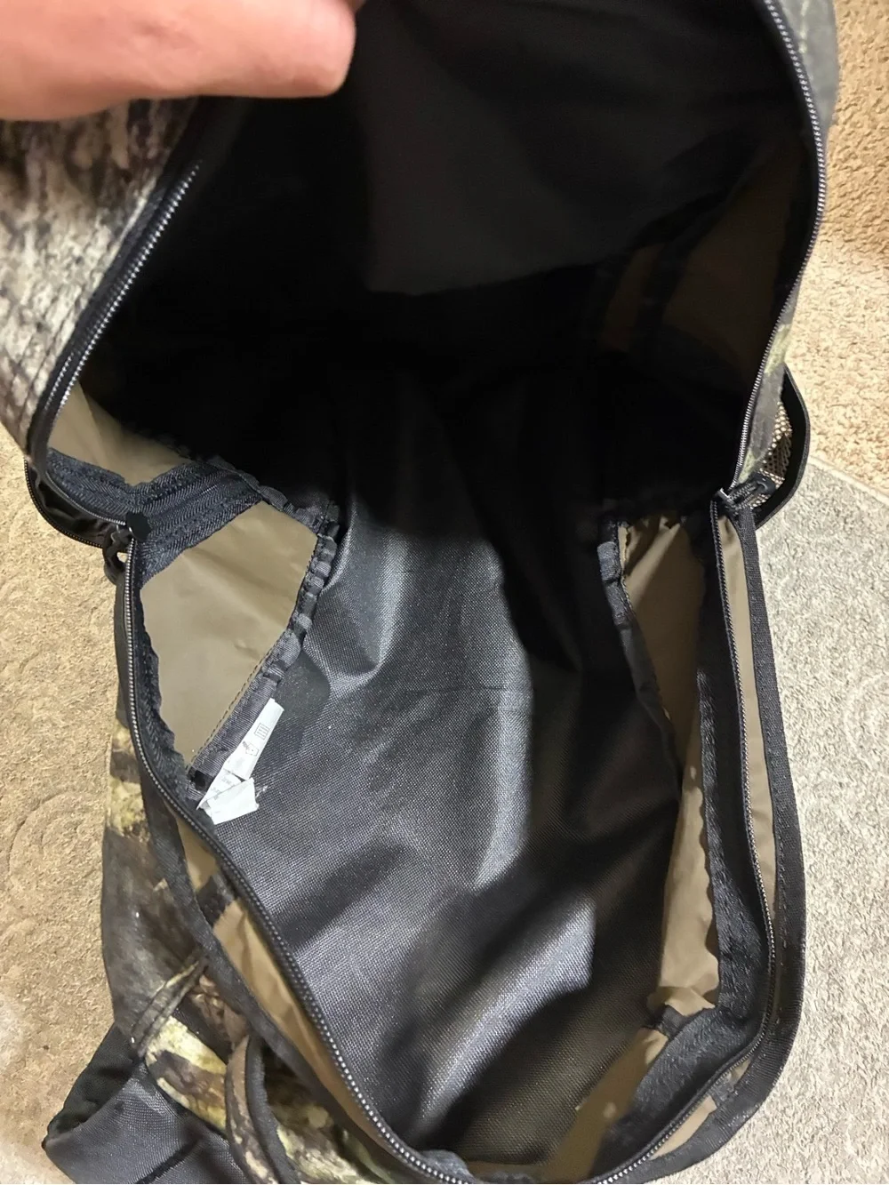 Vintage 90’s RedHead Embroidered Camo Hunting Backpack